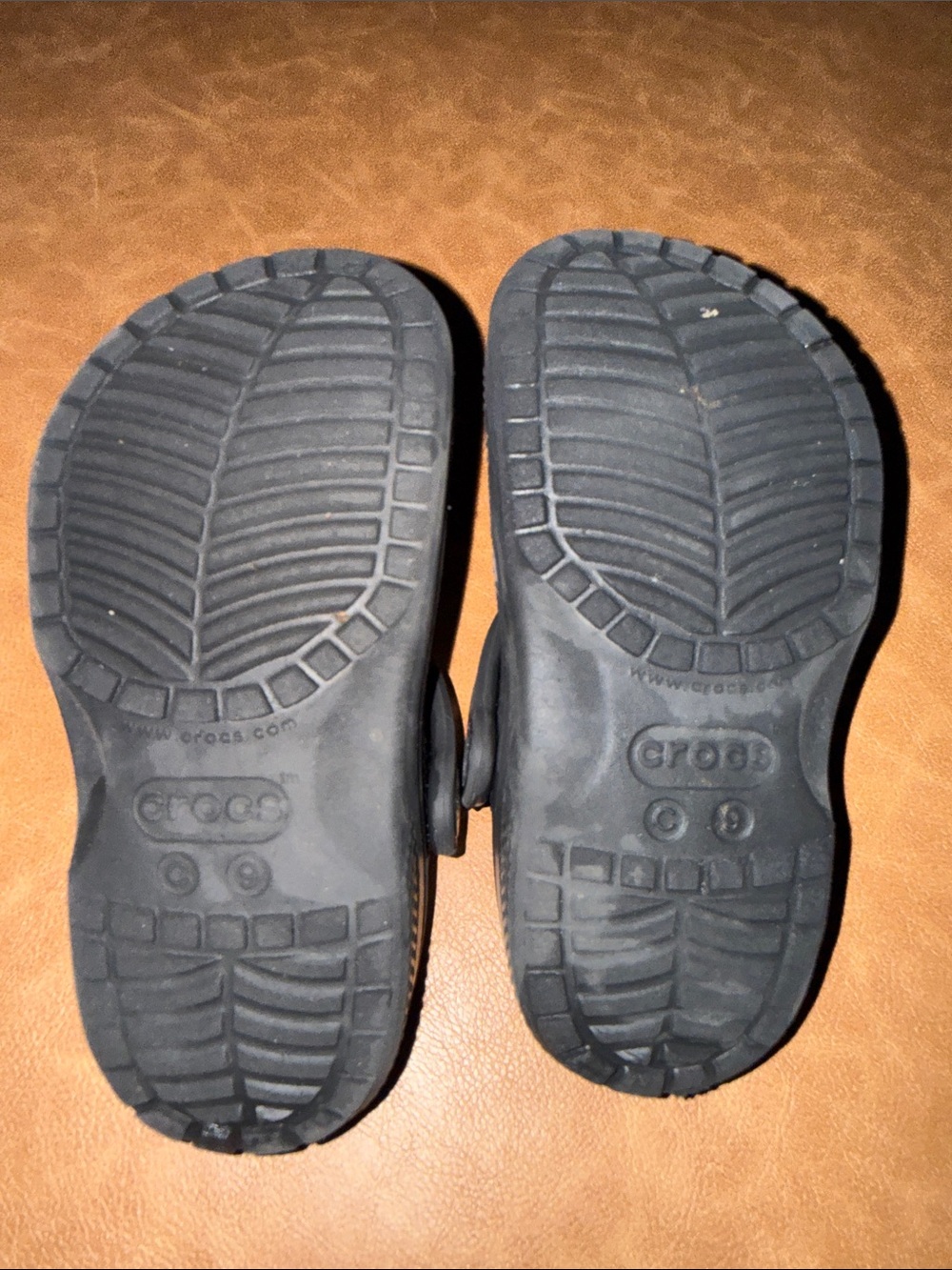 CROCS Kids' Clog Size 9 C Toddler Black - Picture 2 of 5